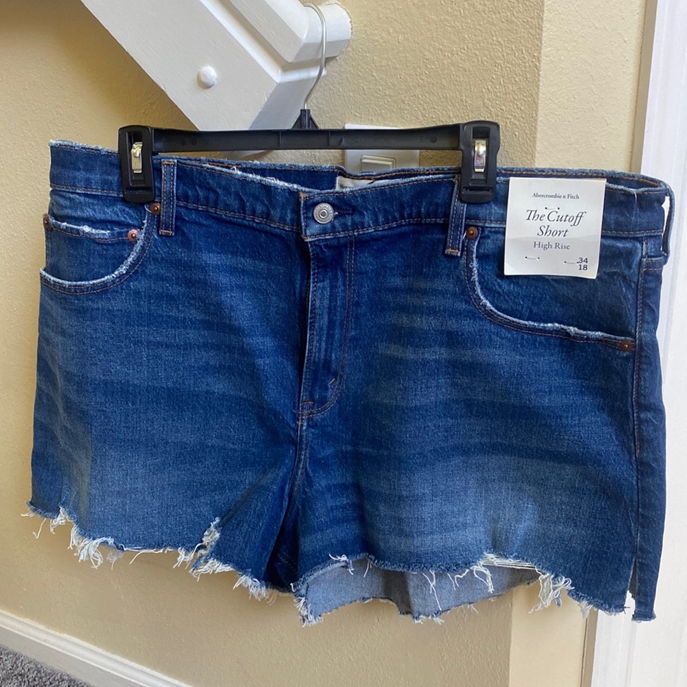 Abercrombie & Fitch High Rise Cutoff Short NW Size 18